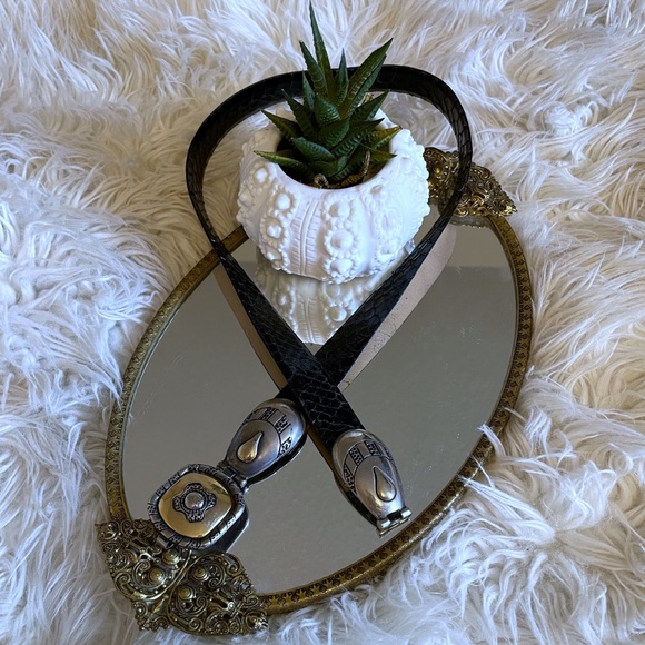 Vintage black reptile leather western belt, brass/ silver buckle, Sz M 🇨🇦 - Picture 5 of 9